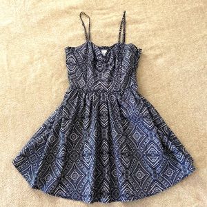 Forever 21 black and white patterned dress